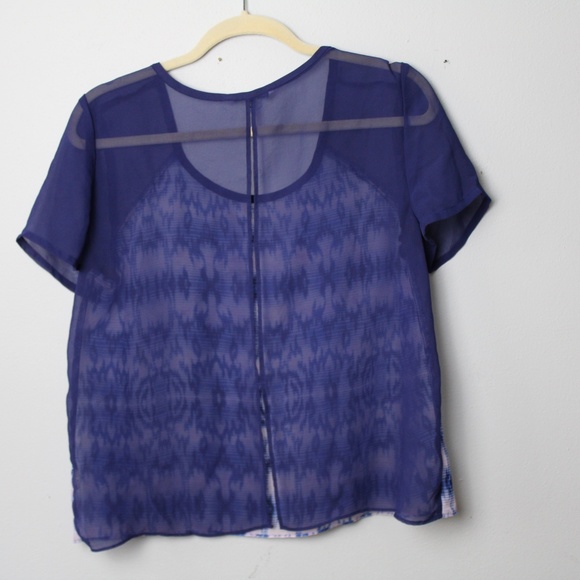 American Eagle Outfitters Sheer Semi-Crop Top - Picture 2 of 4